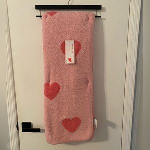 NWT Bella Lux Heart Blanket